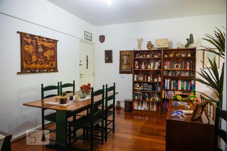 Apartamento à venda com 97m², 3 quartos e sem vagaSala