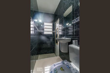Apartamento para alugar com 180m², 2 quartos e sem vaga Apartamento para alugar com 180m², 2 quartos e sem vagaBanheiro Social