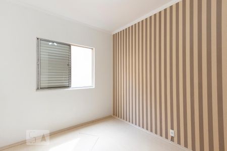 quarto 01 de apartamento para alugar com 3 quartos, 77m² em Vila Iza, Campinas