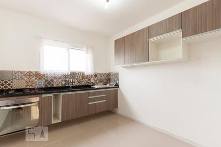 cozinha de apartamento para alugar com 3 quartos, 77m² em Vila Iza, Campinas