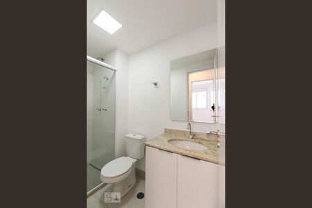 Banheiro  de apartamento à venda com 2 quartos, 56m² em Brás , São Paulo