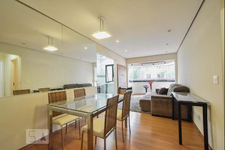 Apartamento para alugar com 79m², 2 quartos e 1 vagaSala