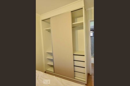 Apartamento para alugar com 79m², 2 quartos e 1 vagaQuarto 02