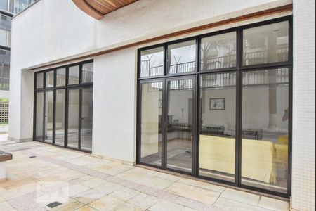 Apartamento para alugar com 79m², 2 quartos e 1 vagaSalão