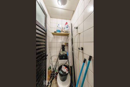 Apartamento para alugar com 100m², 3 quartos e 1 vaga Apartamento para alugar com 100m², 3 quartos e 1 vagaBanheiro de Serviço