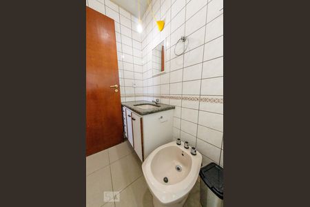 Apartamento para alugar com 100m², 3 quartos e 1 vaga Apartamento para alugar com 100m², 3 quartos e 1 vagaBanheiro - Suite