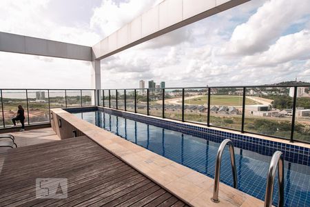 Apartamento à venda com 95m², 3 quartos e sem vagaÁrea comum - Piscina
