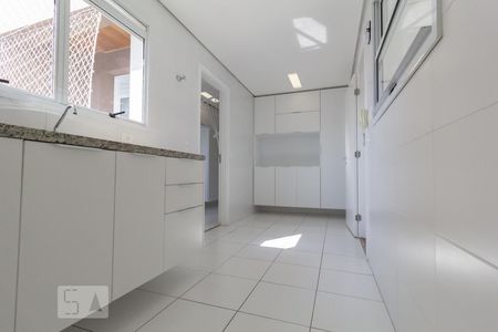 Apartamento para alugar com 105m², 3 quartos e 2 vagasCozinha