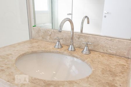 Apartamento para alugar com 105m², 3 quartos e 2 vagasBanheiro dos Quartos 1 e 2