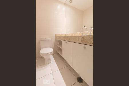 Apartamento para alugar com 105m², 3 quartos e 2 vagasBanheiro do Quarto 3