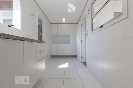 Apartamento para alugar com 105m², 3 quartos e 2 vagasCozinha