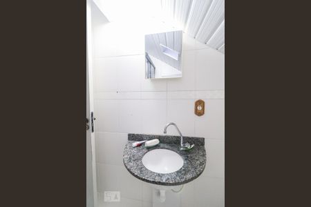 Casa de condomínio para alugar com 94m², 3 quartos e 1 vaga