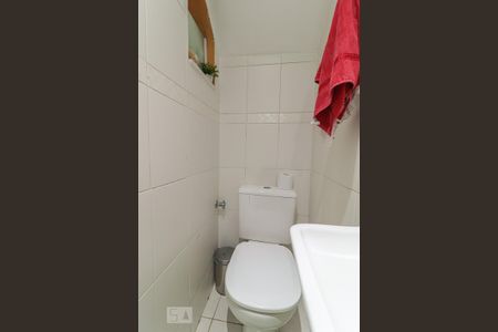 Lavabo de casa de condomínio para alugar com 3 quartos, 94m² em Tanque, Rio de Janeiro