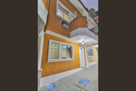 Casa de condomínio para alugar com 94m², 3 quartos e 1 vaga