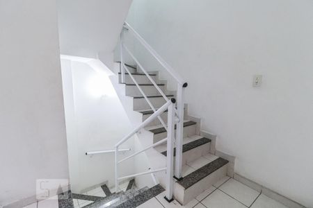 Casa de condomínio para alugar com 94m², 3 quartos e 1 vaga