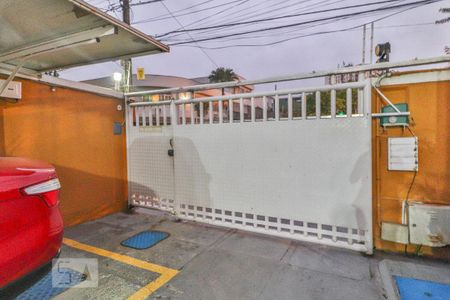 Casa de condomínio para alugar com 94m², 3 quartos e 1 vaga