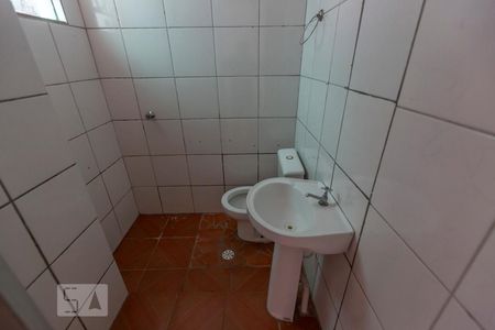Banheiro de casa para alugar com 1 quarto, 35m² em Vila Celeste, São Paulo