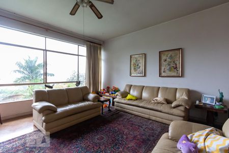 Sala de casa à venda com 3 quartos, 460m² em Jardim Leonor, São Paulo