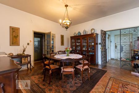 Sala de casa à venda com 3 quartos, 460m² em Jardim Leonor, São Paulo