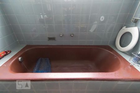 Casa à venda com 460m², 3 quartos e 7 vagasBanheiro