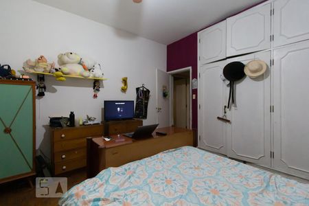 Casa à venda com 460m², 3 quartos e 7 vagasQuarto 2