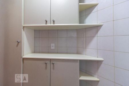 Apartamento para alugar com 98m², 2 quartos e 1 vagaCozinha - Armários