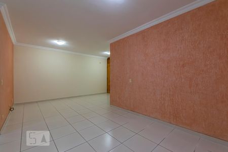 Sala de apartamento para alugar com 2 quartos, 62m² em Jardim Santa Emília, São Paulo