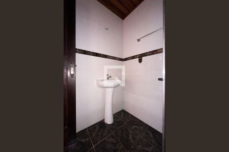 Banheiro de apartamento para alugar com 1 quarto, 42m² em Santa Tereza, Porto Alegre
