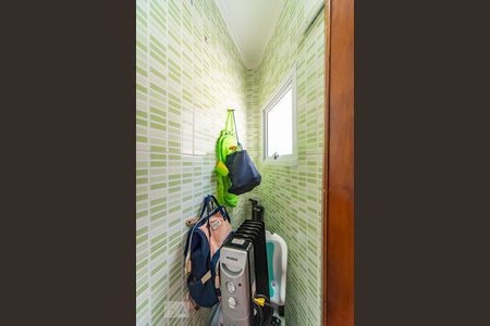 Casa à venda com 96m², 2 quartos e 2 vagasBanheiro do Quarto 2