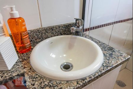 Casa à venda com 96m², 2 quartos e 2 vagasPia 