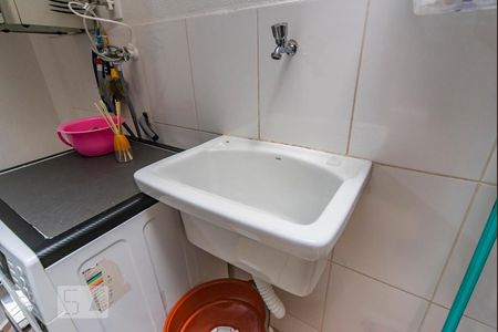 Casa à venda com 96m², 2 quartos e 2 vagasTanque 