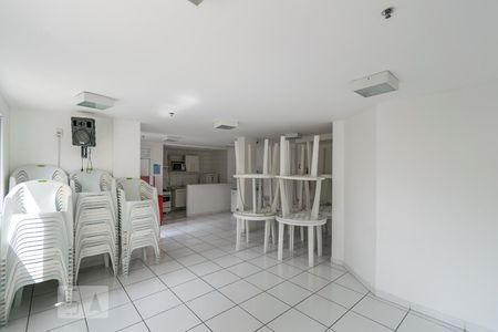 Apartamento para alugar com 58m², 2 quartos e 1 vagaÁrea comum - Salão de festas