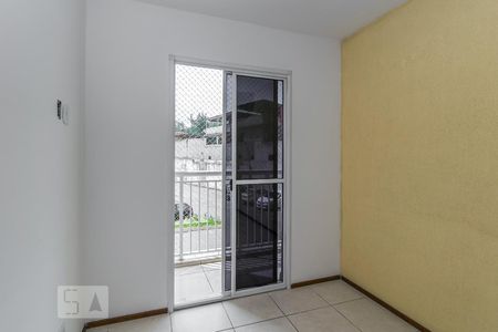 Sala de apartamento para alugar com 2 quartos, 58m² em Irajá, Rio de Janeiro