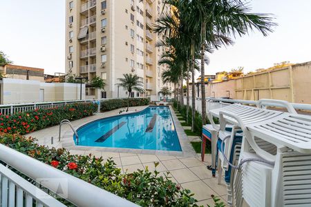 Apartamento para alugar com 58m², 2 quartos e 1 vagaÁrea comum - Piscina