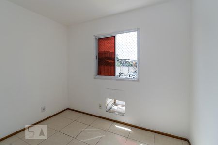 Quarto 1 de apartamento para alugar com 2 quartos, 58m² em Irajá, Rio de Janeiro