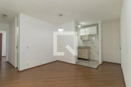 Sala de apartamento para alugar com 3 quartos, 70m² em Sítio Pinheirinho, São Paulo