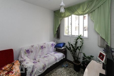 Sala de apartamento à venda com 3 quartos, 70m² em Sítio Pinheirinho, São Paulo