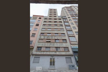 Apartamento à venda com 67m², 1 quarto e sem vagaFachada