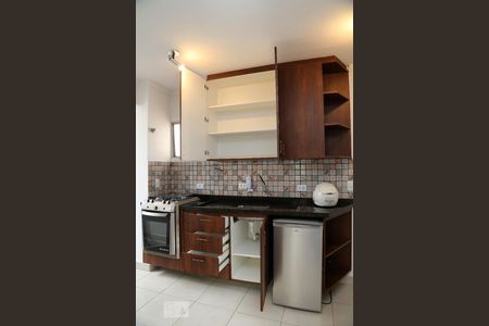 Cozinha de kitnet/studio para alugar com 1 quarto, 40m² em Chácara Agrindus, Taboão da Serra