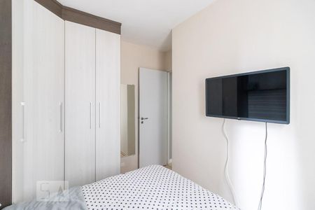 Quarto 1 de apartamento para alugar com 2 quartos, 50m² em Vila Carmosina, São Paulo