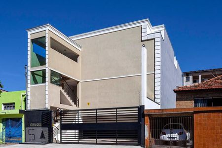 Apartamento para alugar com 42m², 2 quartos e 1 vaga Apartamento para alugar com 42m², 2 quartos e 1 vagaFachada