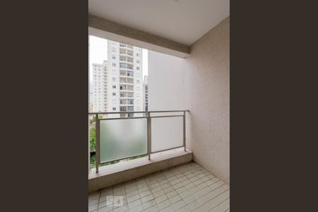 Apartamento para alugar com 80m², 2 quartos e 1 vagaVaranda