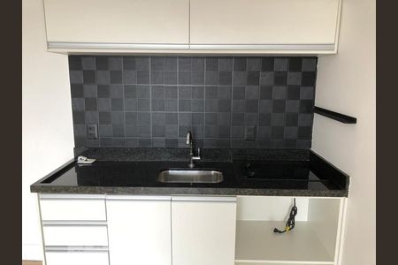 Cozinha de kitnet/studio para alugar com 1 quarto, 34m² em Vila Esperança, São Paulo