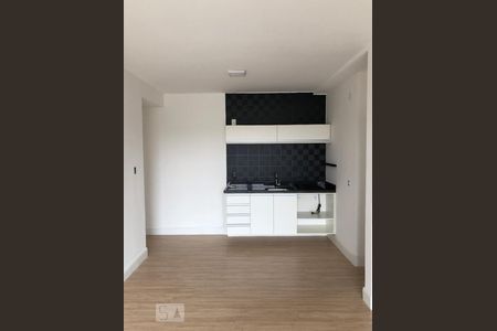 Cozinha de kitnet/studio para alugar com 1 quarto, 34m² em Vila Esperança, São Paulo
