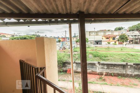 Vista da sala  de casa para alugar com 2 quartos, 48m² em Vila Paranagua, São Paulo