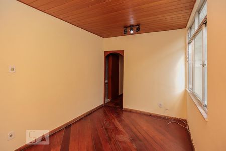 Apartamento à venda com 75m², 3 quartos e sem vaga Apartamento à venda com 75m², 3 quartos e sem vagaSala