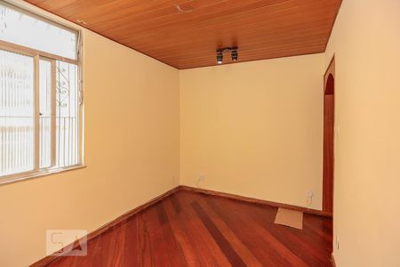 Apartamento à venda com 75m², 3 quartos e sem vaga Apartamento à venda com 75m², 3 quartos e sem vagaSala