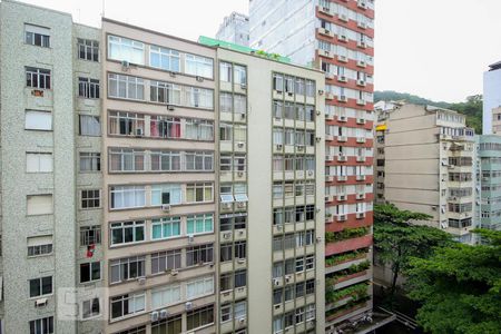 Vista de apartamento à venda com 2 quartos, 92m² em Leme, Rio de Janeiro