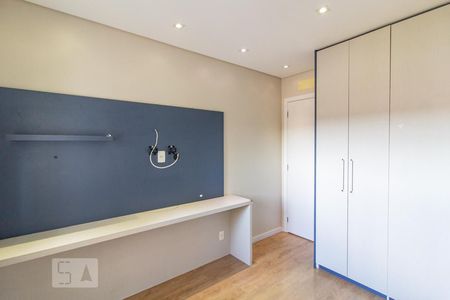 Quarto 1 de apartamento para alugar com 4 quartos, 131m² em Cidade Industrial, Curitiba