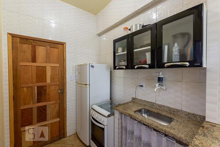 Cozinha  de kitnet/studio para alugar com 1 quarto, 22m² em Icaraí, Niterói